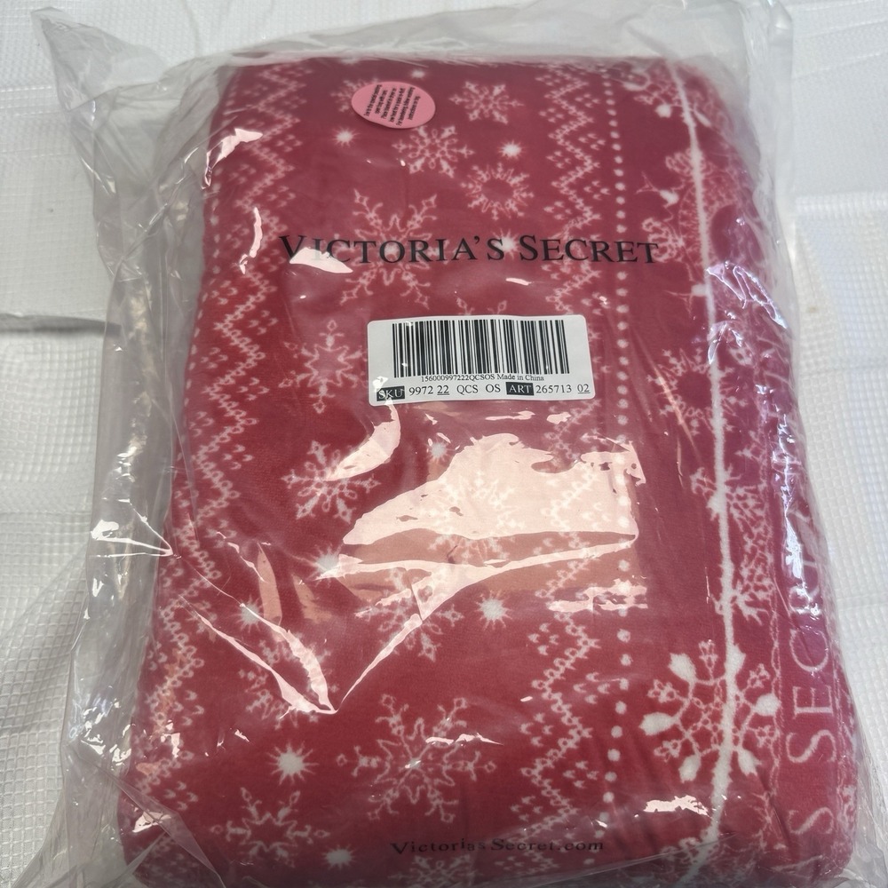 Victorias Secret Plush Fleece Sherpa Throw Blanket Red Holiday Print New Cozy